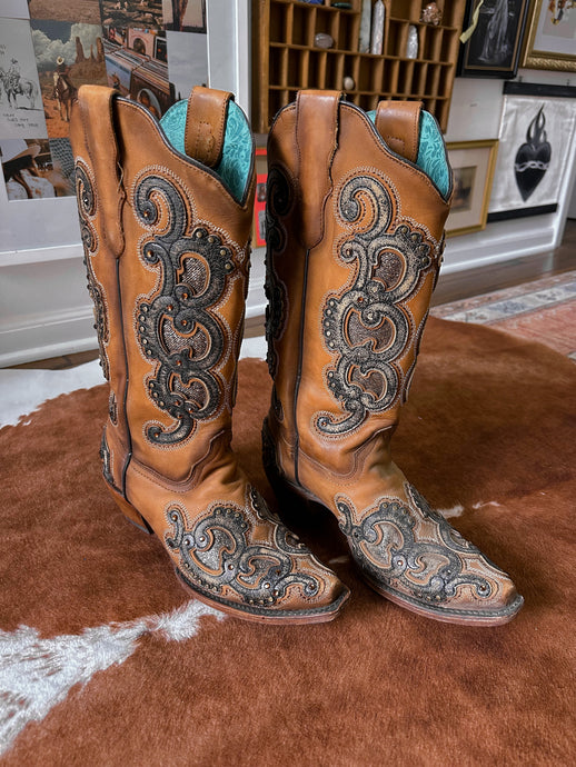 Corral Boots size 8