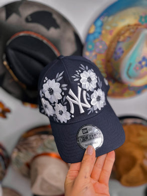Yankees floral cap