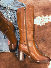Hand painted tall brown boots size 8