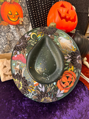 LIMITED EDITION: Retro Cottagecore Halloween top and bottom painted