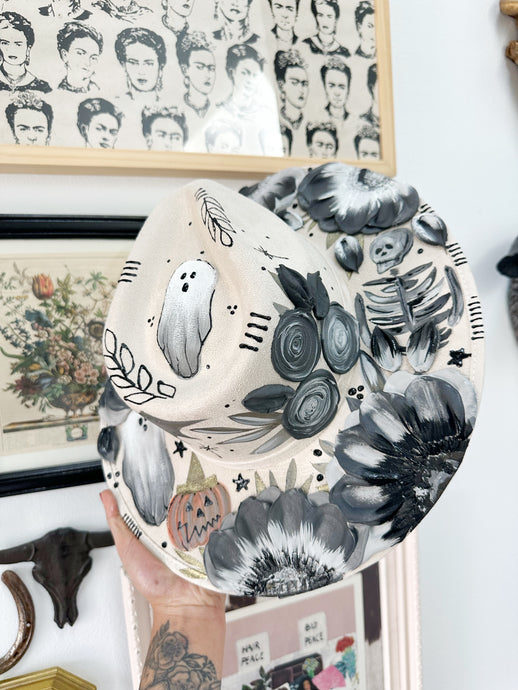 Spooky skull and ghost hat