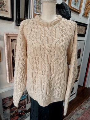 100% Wool made in Ireland Sweater size M