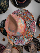 Top and bottom Taylor swift inspired hat WITH FREE GIFTS