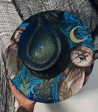 Otters Blue Shimmer hat