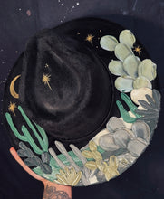 Desert cactus black hat with gold