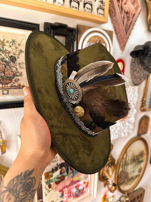 “American Veterans” (USMC hat band) Charity Hat