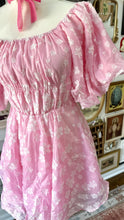 Cottagecore pink puffy dress new size M