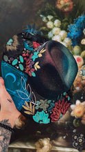 Deep moon florals