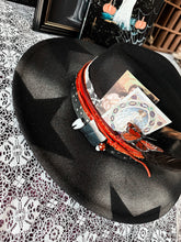 The crystal witch outlaw hat