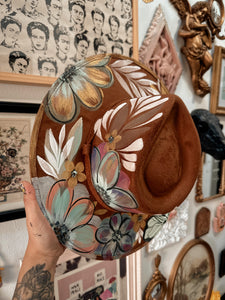 Camel colorful metallic hat