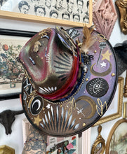 MYSTERY HOCUS POCUS HAT