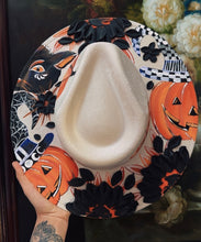 Retro Halloween  pumpkins and hats
