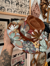 Camel colorful metallic hat
