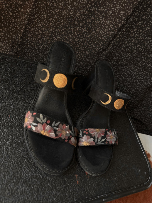 Black practical magic size 8.5