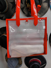 Chiefs clear tote