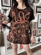 “444” Piercings and Bleach  Black Size L tee