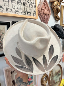 Heart shaped hummingbird underbrim hat