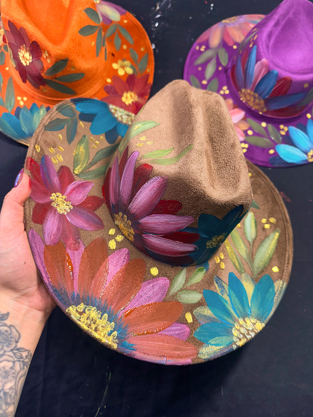 Taupe rancher cowgirl hat jewel toned florals size Large