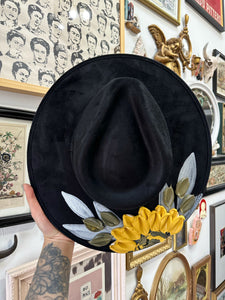 Black with sunflower size large