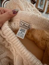 100% Wool made in Ireland Sweater size M