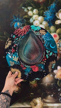 Deep moon florals