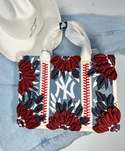 ONE OF ONE: Yankees removable strap crossbody bag