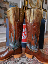 Brand new in box Tony Lama 15’ cognac leather desert painted cowgirl boots size 8