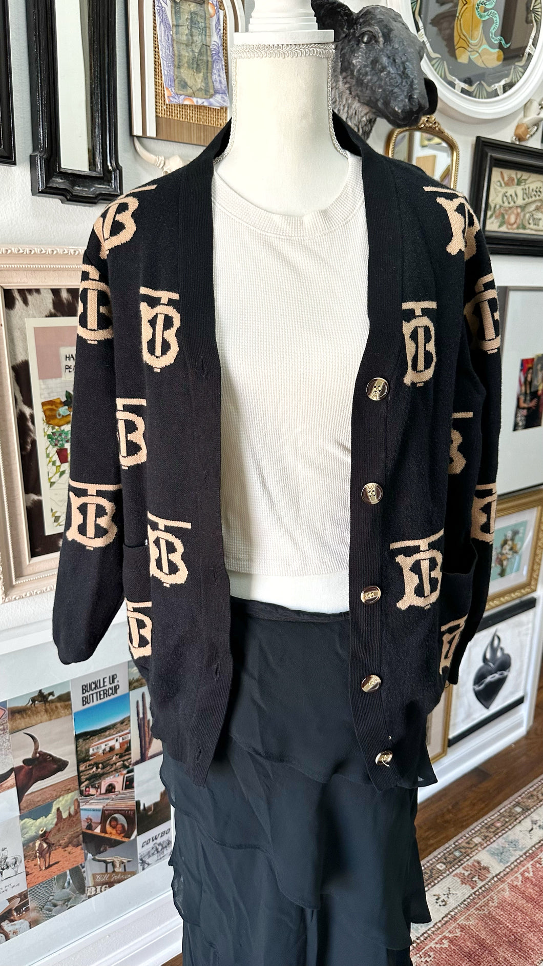 TB cardigan size S
