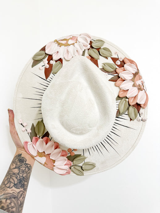 Baby pink with peachy pink and brown sunburst hat