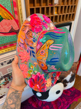 Teal colorful color shifting