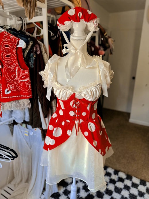 NWT: Mushroom costume size M with hat