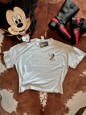 Rare vintage “gosh” Mickey shirt size L
