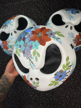 Mask (wear it or use it as decor)