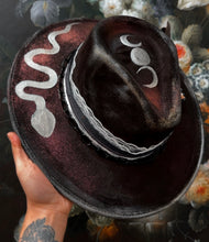 Witch Outlaw color shift hat snake with tarot cards