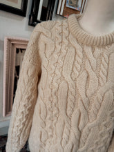 100% Wool made in Ireland Sweater size M