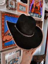 OUTCAST ANTHEM: Black and tan piercing cowgirl hat