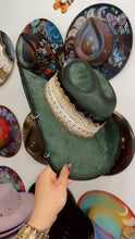 “Victorian Cowgirl” outlaw hat