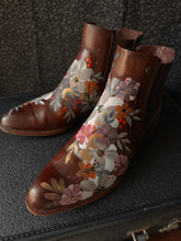 Genuine soft leather painted boots size 8.5