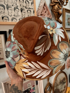 Camel colorful metallic hat