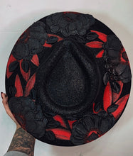 Shimmer black with red