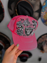 Hot pink Raiders