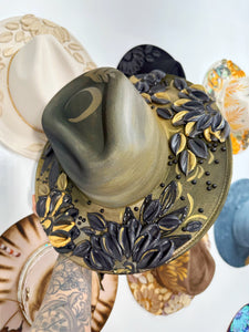 Black and gold moon hat