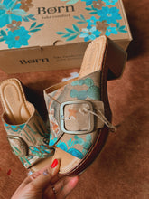 Howdy Longhorn- Born shoes size 9