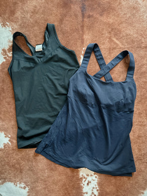 Lululemon and Nike set size M
