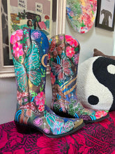 Hand painted one of a kind Tony Lama Size 11