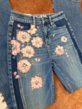 IDYLLWIND hand painted sakura size 2
