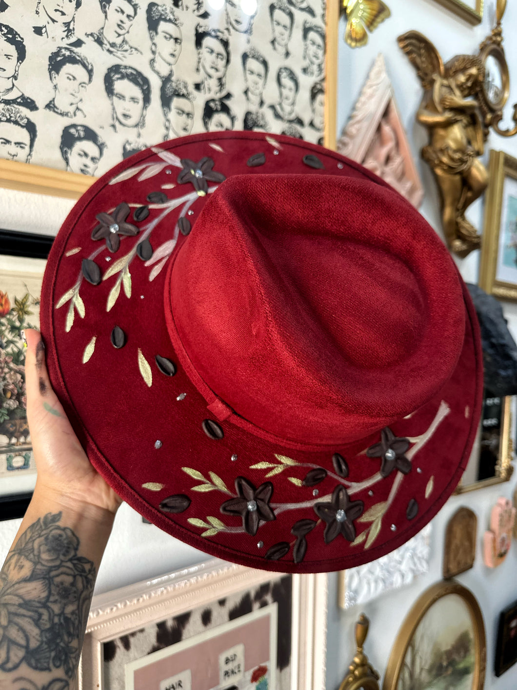 Black and burgundy blossoms size M