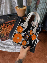 Astros Crossbody