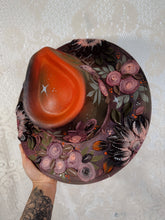 Fall Spooky Florals size L