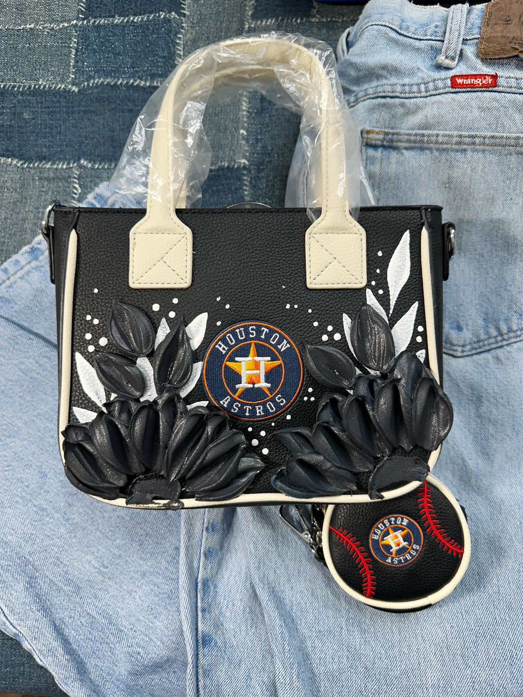 Astros crossbody purse with coin bag